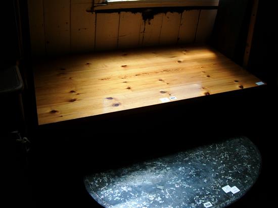 Pine table